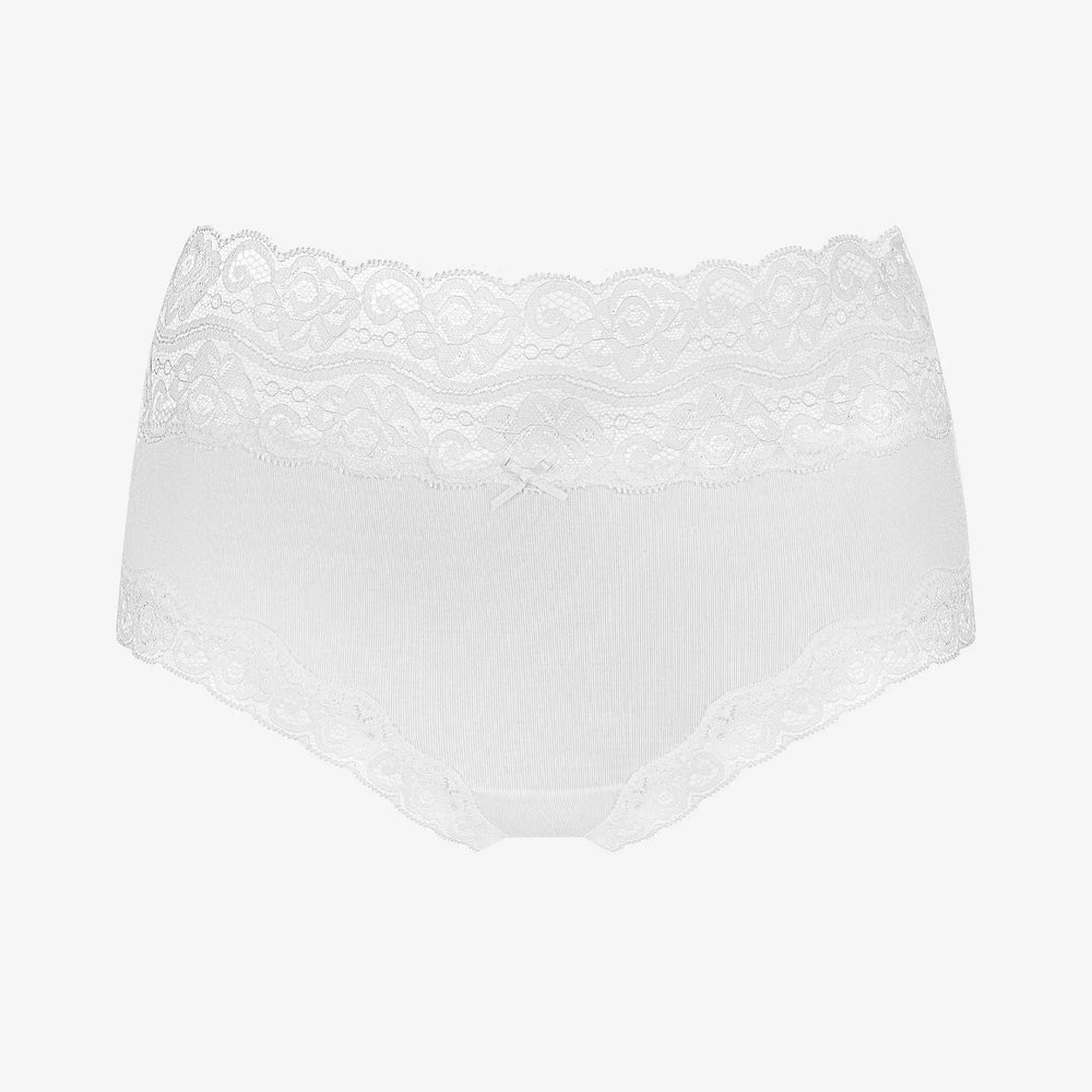 Valged Dolly boxer aluspüksid